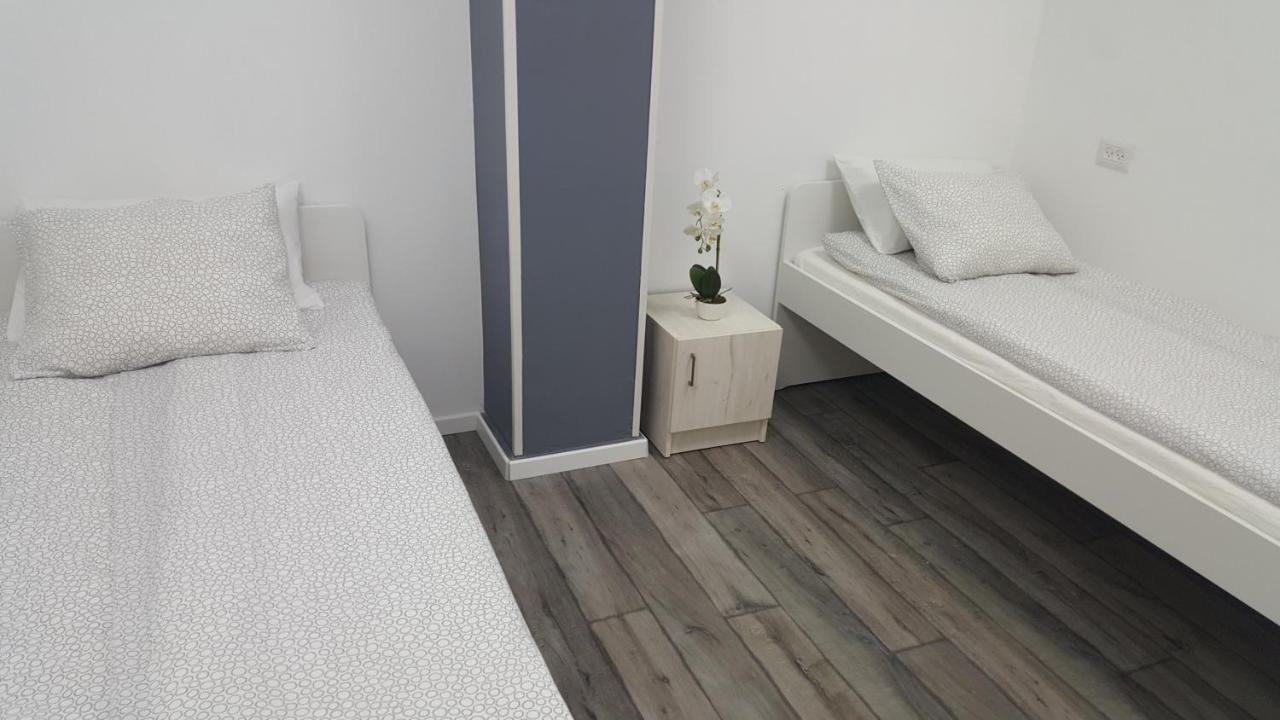 Mevaser - Christian Hostel ريشون لتسيون المظهر الخارجي الصورة